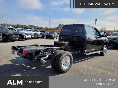 New 2026 RAM 3500 Big Horn w/ Laramie Trim Package image 11