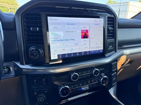 Used 2022 Ford F150 Lariat w/ Equipment Group 502A High AWD/4WD image 13