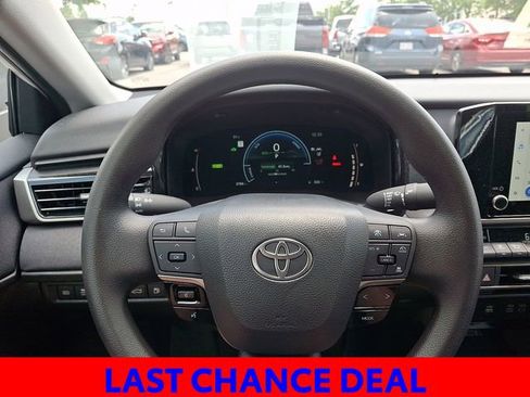 Used 2025 Toyota Camry LE w/ Convenience Package FWD image 20