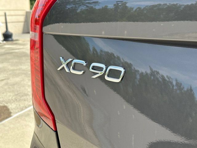 Certified 2023 Volvo XC90 T8 Ultimate w/ Protection Package Premier AWD/4WD image 38