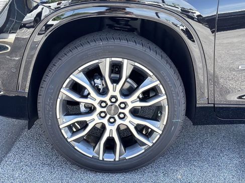 New 2026 GMC Acadia Denali Ultimate FWD image 24