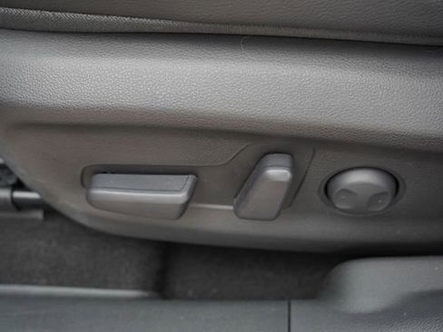 Used 2023 Hyundai Kona Limited image 22