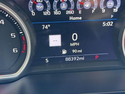 Used 2021 Chevrolet Tahoe Premier w/ Premium Package AWD/4WD image 31