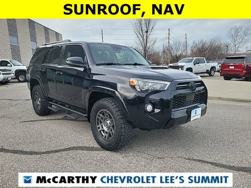 Used 2020 Toyota 4Runner Venture image 1