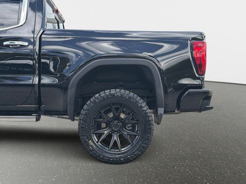 Used 2025 GMC Sierra 1500 Denali Ultimate AWD/4WD image 12