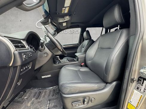 Used 2023 Lexus GX 460 Luxury image 19