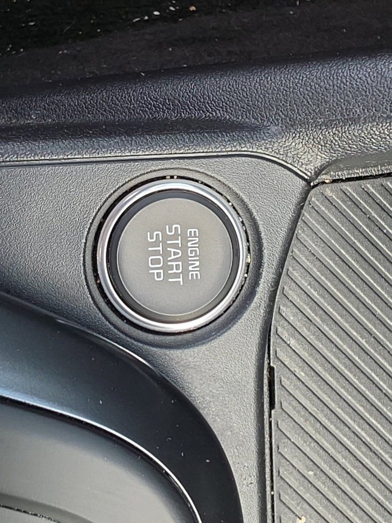 Certified 2025 Kia K4 FWD image 21