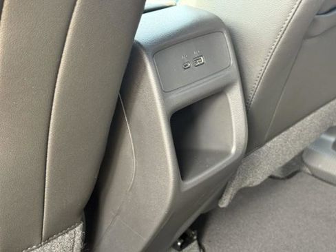 New 2026 Buick Envista Sport Touring image 28