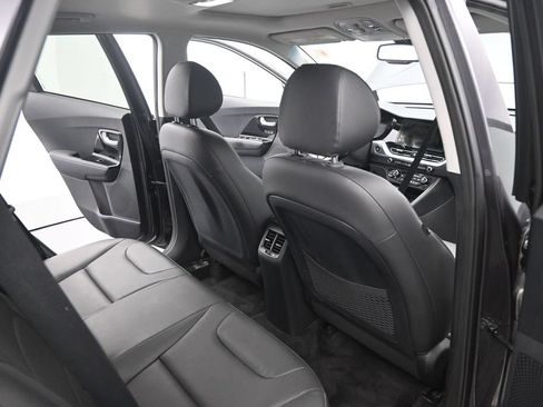 Used 2020 Kia Niro EX Premium FWD image 18