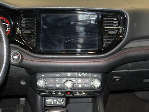 Certified 2025 Dodge Durango GT AWD/4WD image 14