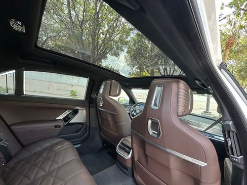 Used 2025 BMW 740i xDrive AWD/4WD image 43