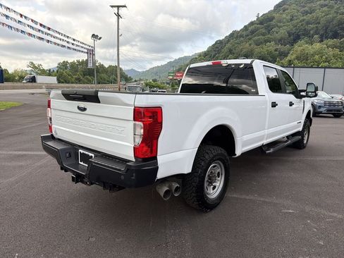 Used 2022 Ford F250 XL w/ Power Equipment Group AWD/4WD image 5