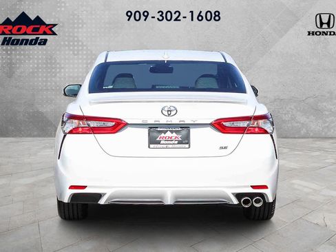 Used 2019 Toyota Camry SE image 5