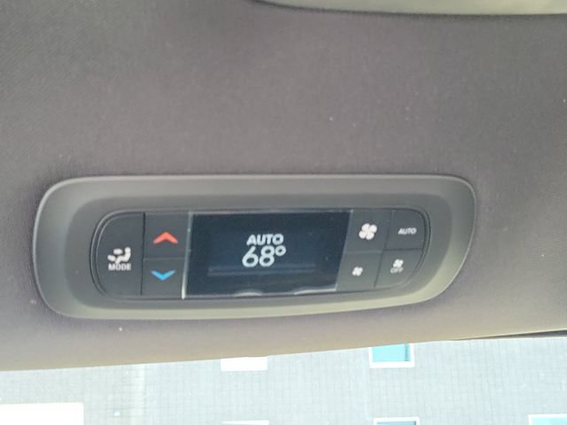 New 2027 Chrysler Pacifica Select FWD image 34