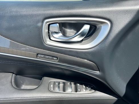 Used 2019 INFINITI QX60 Luxe w/ Essential Package AWD/4WD image 21
