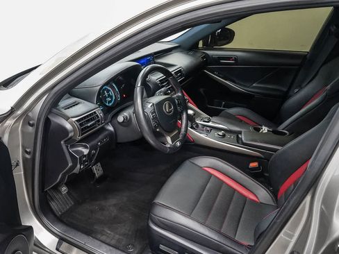 Used 2019 Lexus IS 300 w/ Navigation Package RWD image 18