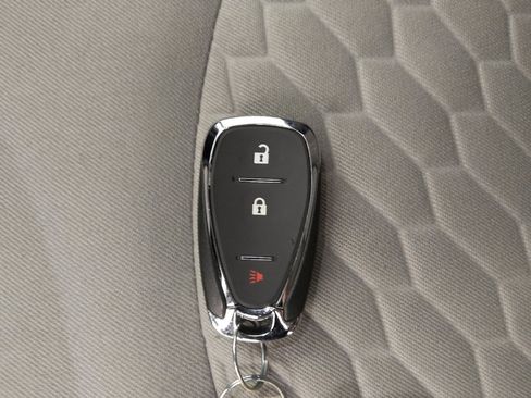 Used 2020 Chevrolet Equinox LT FWD image 32