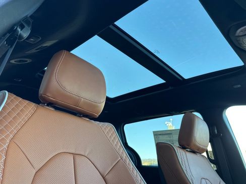 New 2026 Chrysler Pacifica Pinnacle image 20