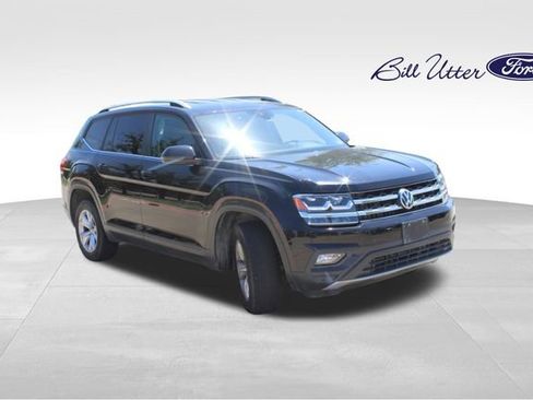 Used 2019 Volkswagen Atlas SE w/ Towing Package AWD/4WD image 3