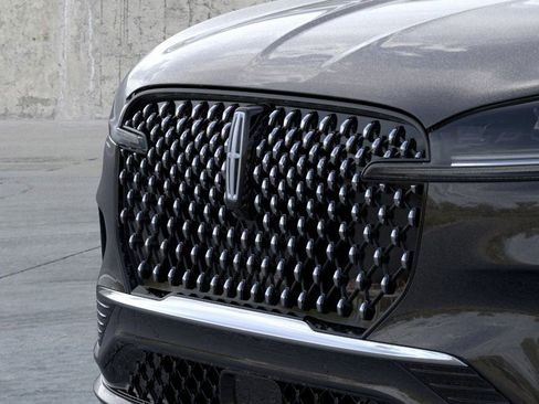 New 2026 Lincoln Aviator Black Label w/ Dynamic Handling Package image 17