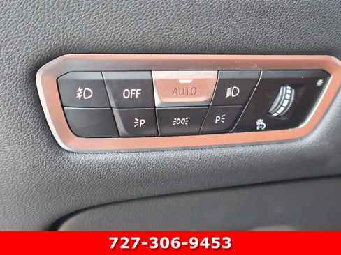 Used 2022 BMW X7 xDrive40i w/ M Sport Package AWD/4WD image 22