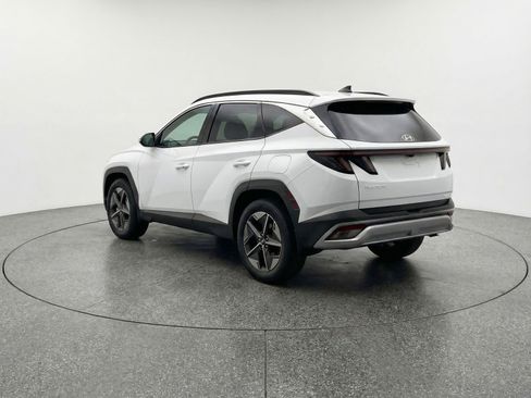 Used 2025 Hyundai Tucson SEL AWD/4WD image 6