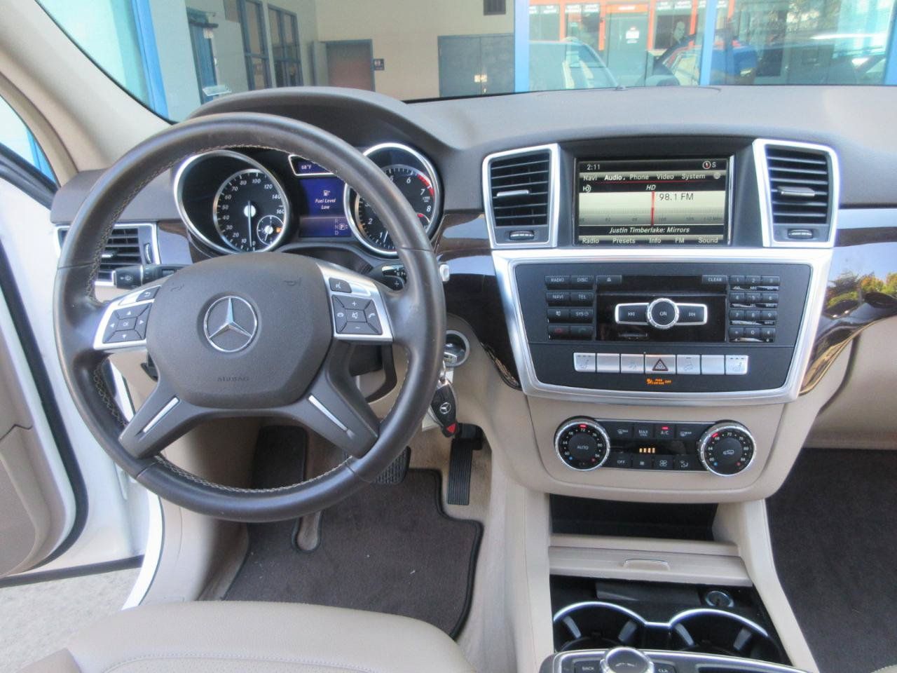 Used 2015 Mercedes-Benz ML 350 4MATIC image 37