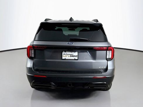 Used 2025 Ford Explorer ST-Line AWD/4WD image 11