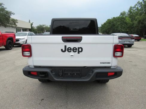 Used 2020 Jeep Gladiator Sport w/ Quick Order Package 24S AWD/4WD image 6