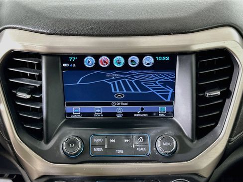 Used 2019 GMC Acadia Denali w/ Technology Package AWD/4WD image 22