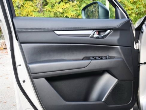 New 2025 MAZDA CX-5 AWD 2.5 S w/ Preferred Package image 10