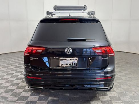 Used 2021 Volkswagen Tiguan SE R-Line image 10