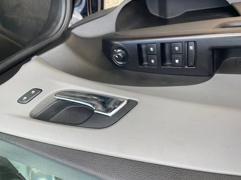 Used 2019 Chevrolet Sonic LT image 18