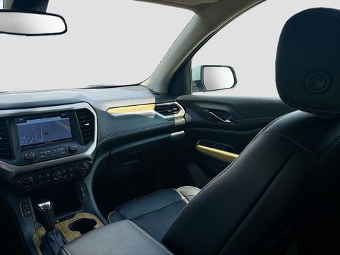 Used 2019 GMC Acadia Denali AWD/4WD image 24
