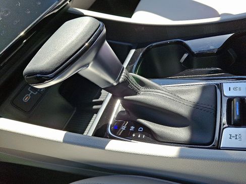 Certified 2025 Hyundai Tucson SEL image 11