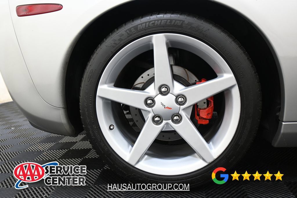 Used 2005 Chevrolet Corvette Convertible w/ Preferred Equipment Group RWD image 35