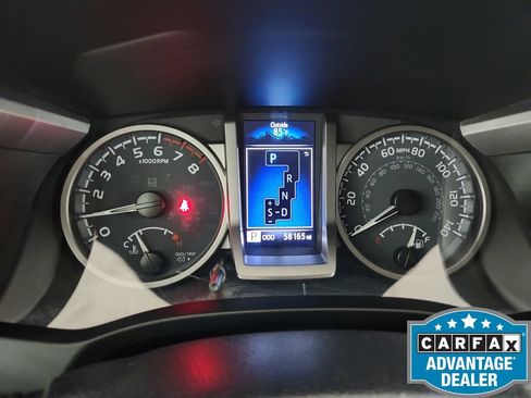 Used 2021 Toyota Tacoma SR5 RWD image 8