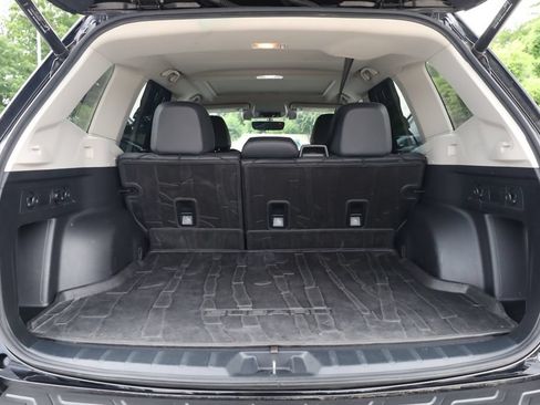Used 2021 Subaru Forester Limited w/ Popular Package #3 AWD/4WD image 6