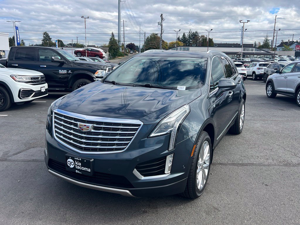 Used 2019 Cadillac XT5 Platinum AWD/4WD image 3