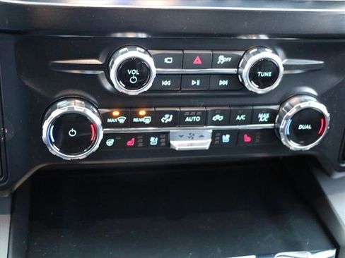 New 2026 Ford F250 Lariat w/ Black Appearance Package image 23