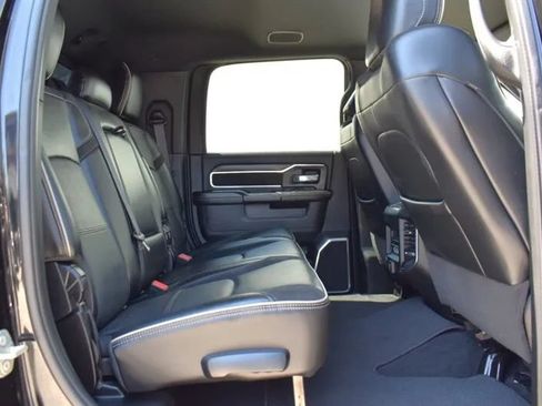 Used 2023 RAM 3500 Laramie AWD/4WD image 32