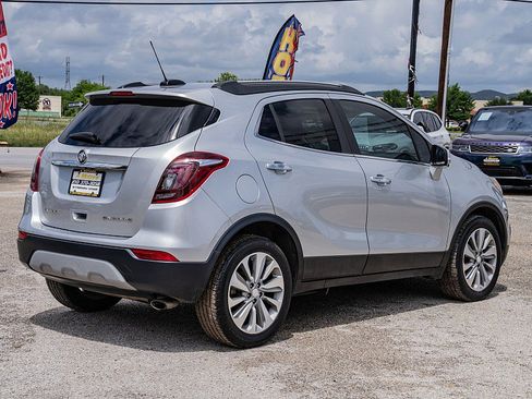 Used 2018 Buick Encore Preferred FWD image 5