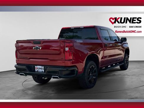 Used 2023 Chevrolet Silverado 1500 LT Trail Boss w/ LT Trail Boss Premium Package AWD/4WD image 10