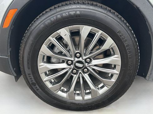 Certified 2025 Cadillac XT4 Premium Luxury FWD image 30