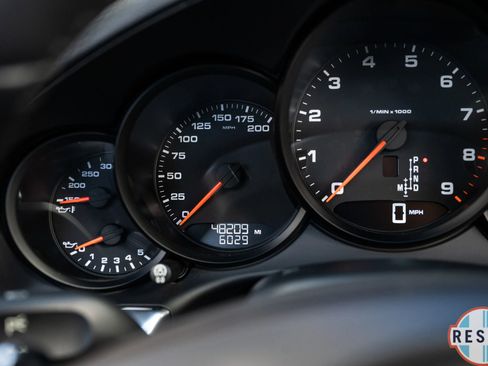 Used 2014 Porsche 911 Carrera image 39