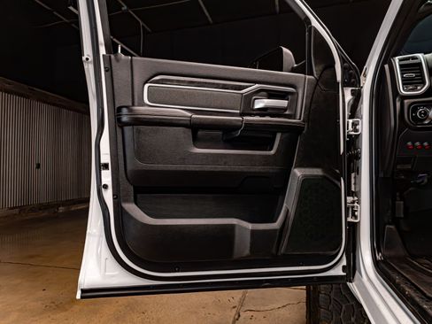 Used 2022 RAM 3500 Big Horn w/ Level C Equiment Group image 29