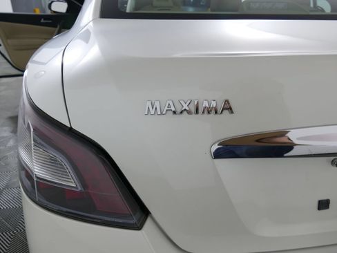 Used 2014 Nissan Maxima 3.5 SV w/ Technology Package FWD image 9