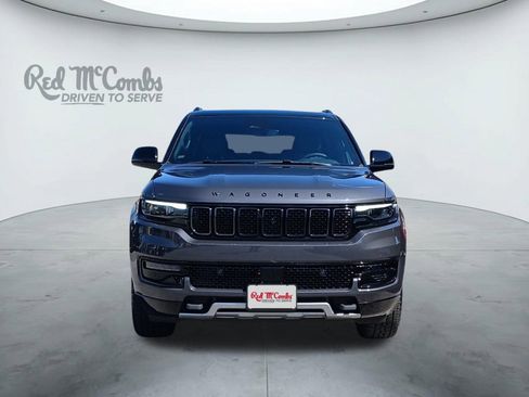 Used 2025 Jeep Wagoneer Series II image 8