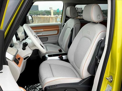 New 2025 Volkswagen ID. Buzz 1st Edition image 9
