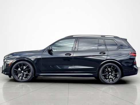 Used 2024 BMW X7 xDrive40i w/ M Sport Package image 2
